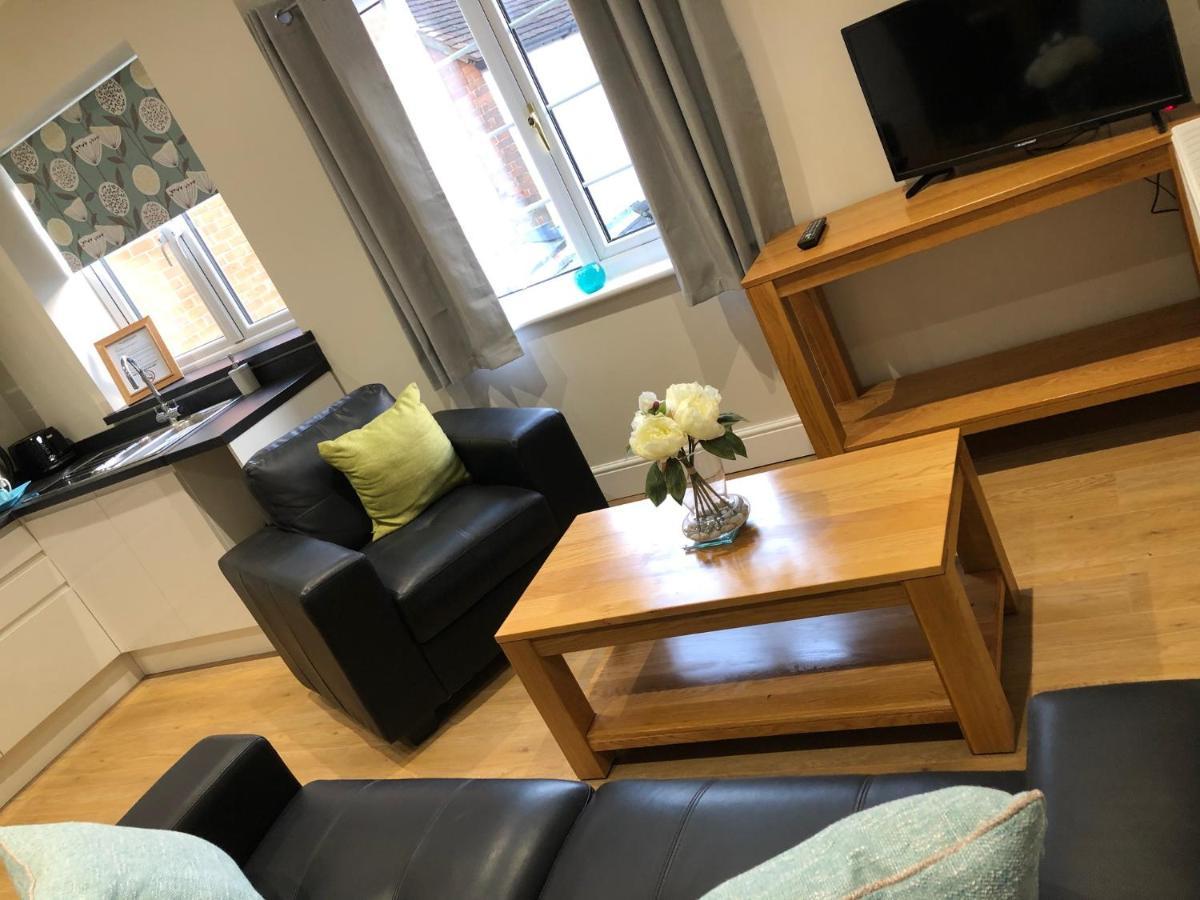 The Old Printworks - New Self Contained Apartment In The Heart Of Thame - Magenta Esterno foto